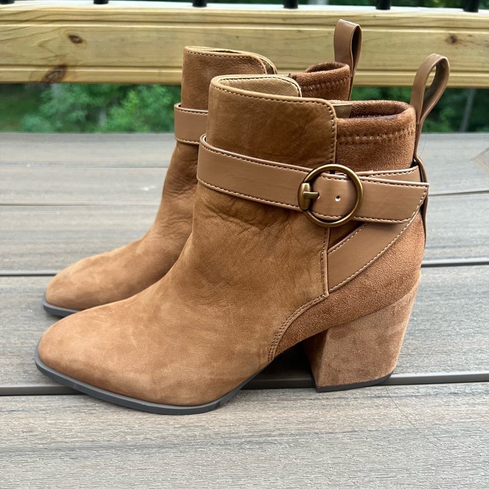 New Vionic brown Ankle Boots Sz 7.5